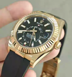 Protecting Your Luxury Watch: The Scratch Myth & The Dangers of Polishing