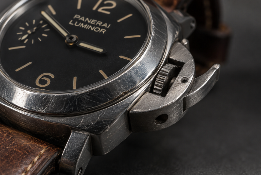 Comment protéger une Panerai des rayures ? Guide complet